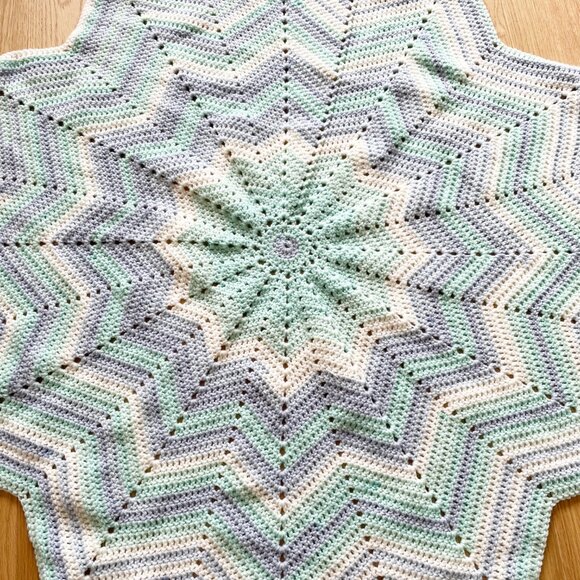 Handmade Crochet Star Baby Blanket 42" Pastel colors - Picture 4 of 8